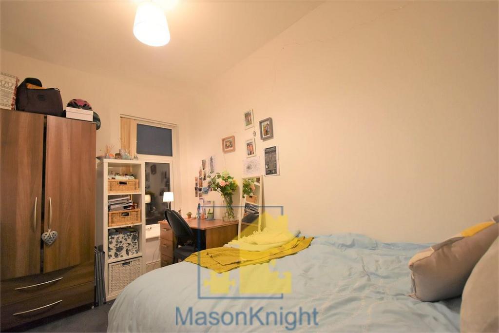 FFF Left Bedroom - Copy.jpg