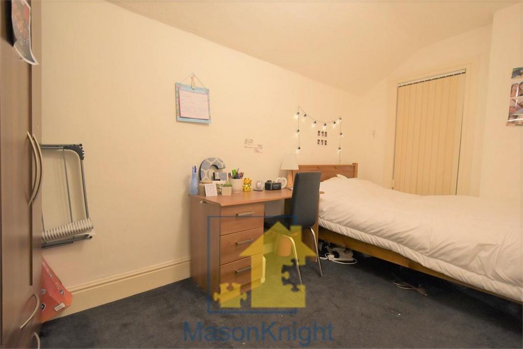 FFR Bedroom.jpg