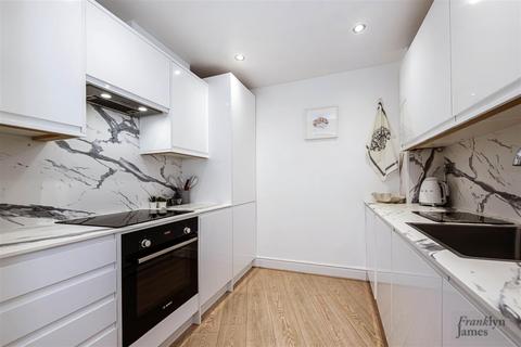 2 bedroom apartment to rent, Franklin Building, Westferry Road, London, E14