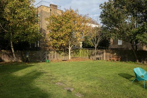 2 bedroom terraced house for sale, Bushey Hill Road, Camberwell, SE5