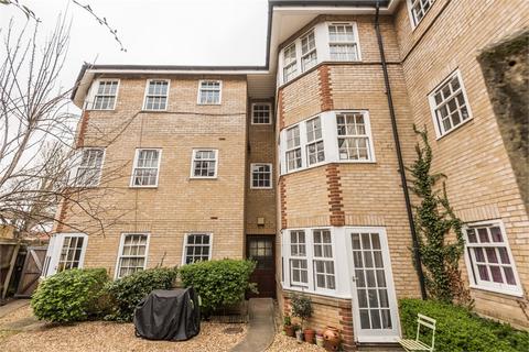 2 bedroom flat for sale, Rockstone Lane, Southampton SO14