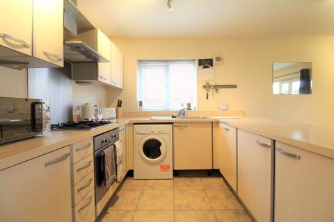 2 bedroom flat to rent, Hassocks Close, Beeston, Nottingham, NG9 2GH