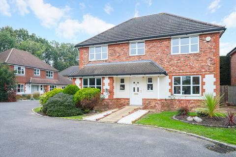 4 bedroom detached house for sale, St. Andrews Close, Thames Ditton, Surrey, KT7