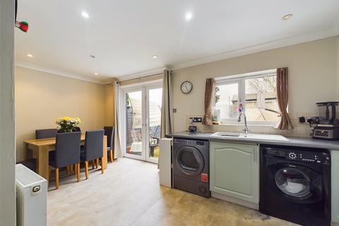 35 Laburnum Road, Gloucester, GL1 5PG