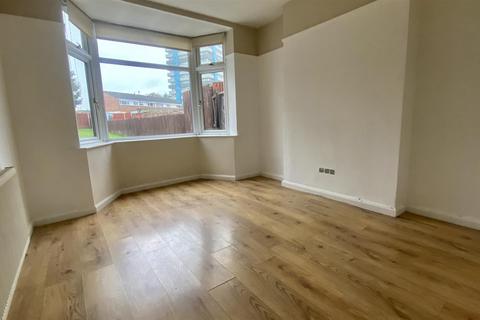 2 bedroom end of terrace house to rent, Sewall Highway, Wyken, Coventry