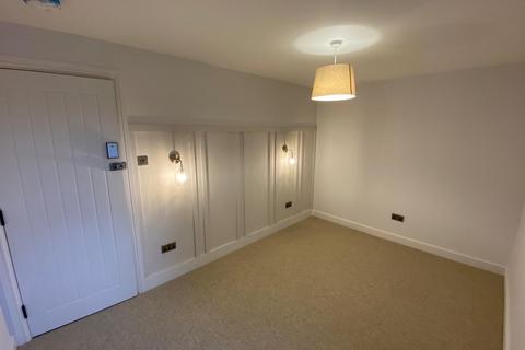 1 bedroom in a flat share to rent, St. Helens Street, Ipswich IP4