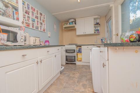 2 bedroom terraced house for sale, College Road, Ramsgate, CT11