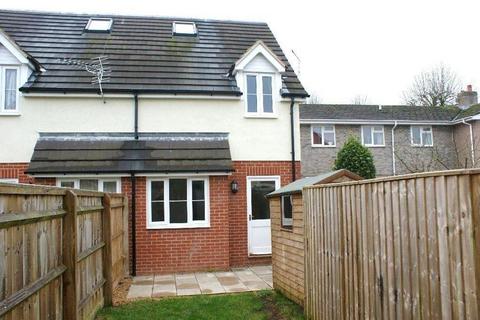 3 bedroom townhouse to rent, Amberley Mews, Andover, SP10