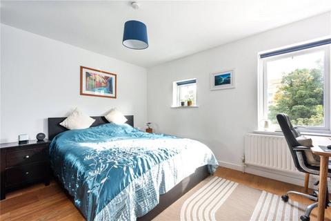 1 bedroom apartment for sale, Dalston Lane, London, E8