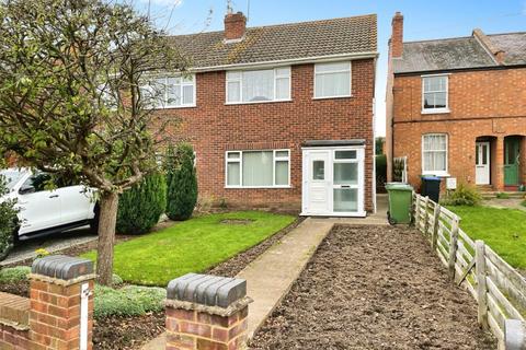 3 bedroom semi-detached house for sale, Vine Lane, Warwick