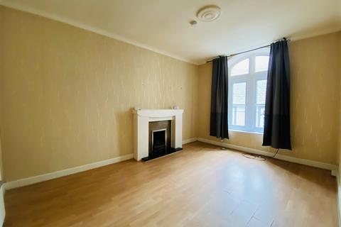 2 bedroom flat to rent, 3A St Andrew Street, Dumfries, DG1 1BS