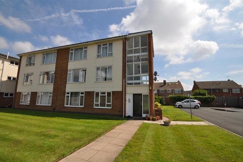 2 bedroom apartment to rent, Murcott Court, Murcott Road East, Whitnash