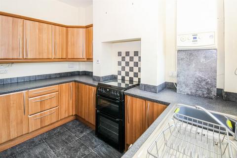 2 bedroom terraced house for sale, Ouchthorpe Lane, Wakefield WF1