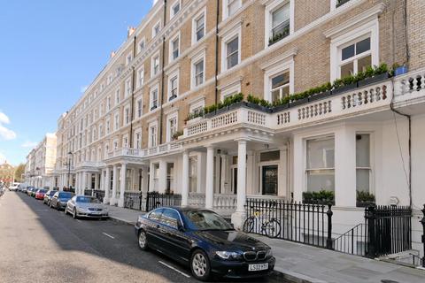 3 bedroom flat to rent, Elvaston Place, South Kensington, London, SW7