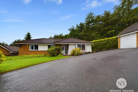 3 bedroom detached bungalow to rent, Beardwood Park, Blackburn, BB2