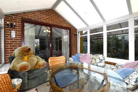 224 Roils Head Road, Halifax, HX2 0NH