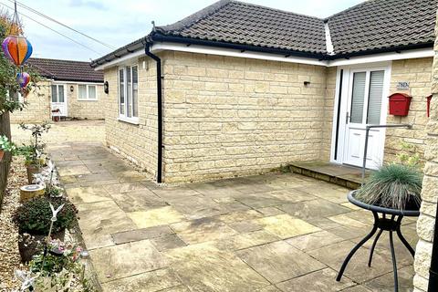 1 bedroom semi-detached bungalow to rent, Bristol Road, Chippenham