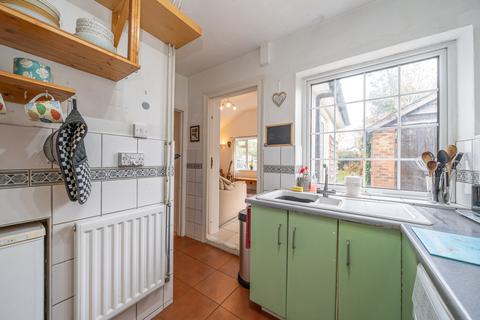 7 Ceely Road, Aylesbury, HP21 8JA