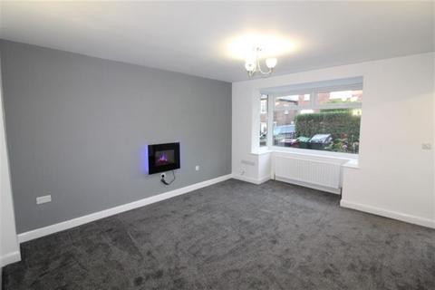 3 bedroom semi-detached house to rent, Prospect Avenue, Pudsey, LS28 7HN