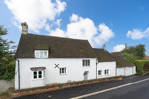 3 bedroom detached house for sale, Churchway, Aylesbury HP17