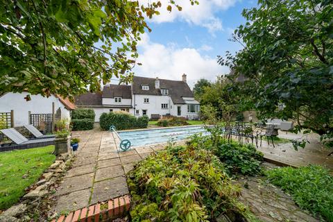 3 bedroom detached house for sale, Churchway, Aylesbury HP17