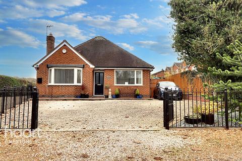 2 bedroom detached bungalow for sale, St Johns Road, Smalley