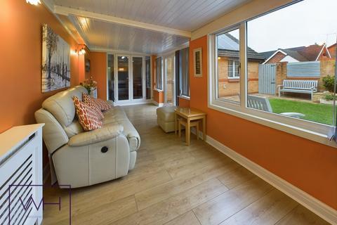 2 bedroom detached bungalow for sale, Malvern Avenue, Doncaster DN5