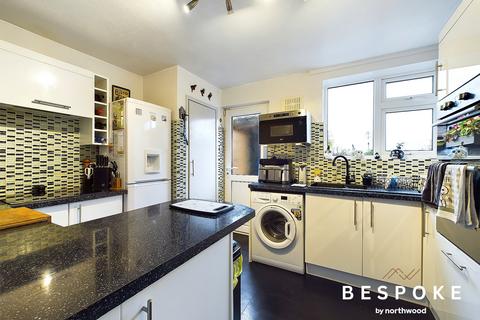 2 bedroom terraced house for sale, Warwick Road, Macclesfield SK11