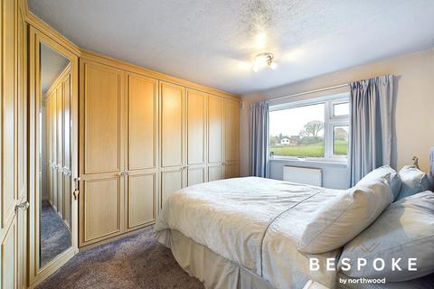 2 bedroom terraced house for sale, Warwick Road, Macclesfield SK11