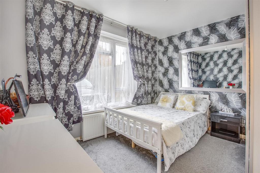 93 Beech Road, HP11 1 SW-7.jpg