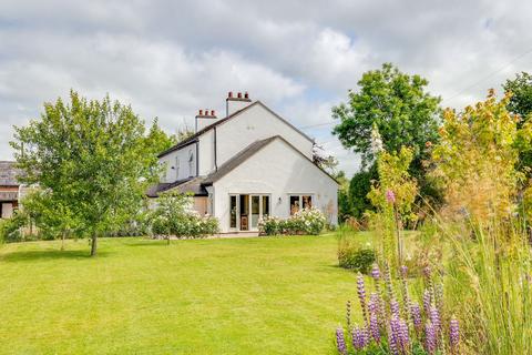 4 bedroom detached house for sale, The Chequer, Bronington, SY13