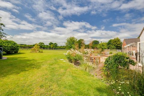 4 bedroom detached house for sale, The Chequer, Bronington, SY13