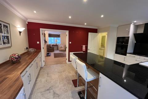 3 bedroom terraced house for sale, Station Road, Kintbury RG17