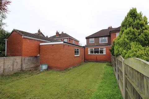 2 bedroom semi-detached house for sale, Leigh Road, Westhoughton, Bolton