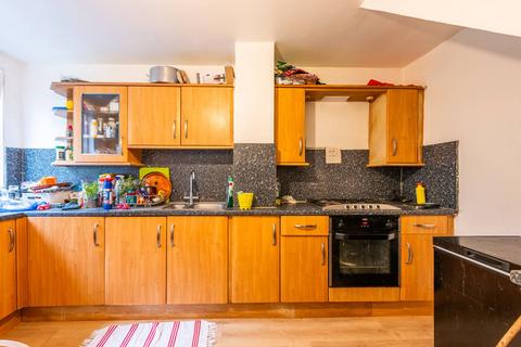 2 bedroom flat for sale, St Stephens Road, London E3