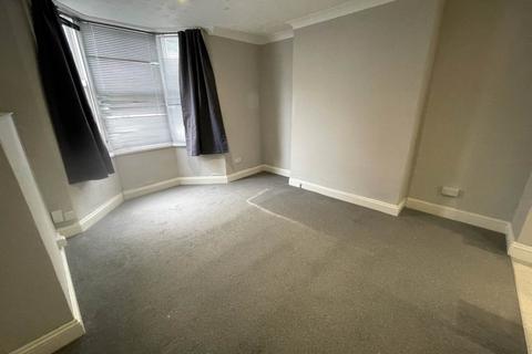 Studio to rent, Temple Street, Brighton, East Sussex