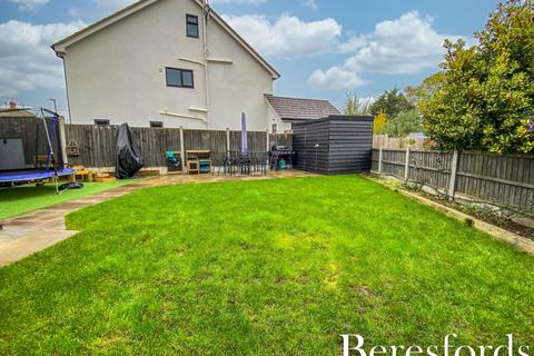 79 Cornwall Road, Pilgrims Hatch, Brentwood, CM15 9LU
