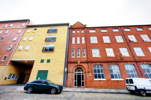 2 bedroom flat to rent, Tower House, City Centre, Newcastle