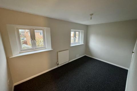 2 bedroom terraced house to rent, Russett Way, Newent GL18