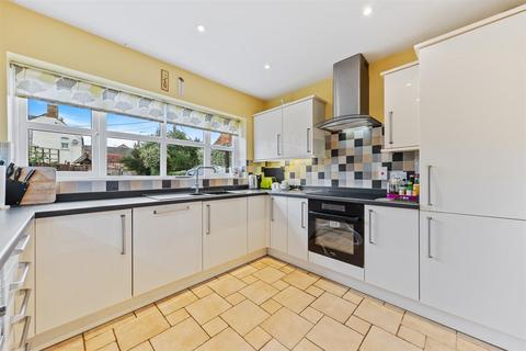 4 bedroom detached house for sale, Carlow Street, Ringstead NN14