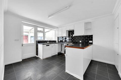 1 Epsom Close, Bexleyheath, DA7 6DU