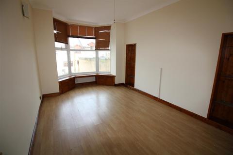 1 bedroom flat to rent, Oxford Grove, Devon EX34