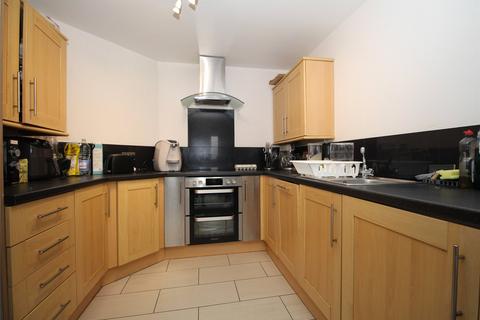 2 bedroom apartment for sale, Vicarage Hill, Alton, Hampshire, GU34