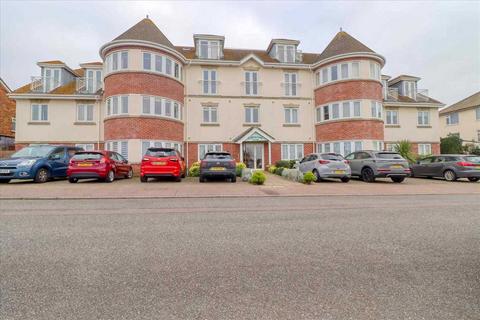 2 bedroom apartment for sale, Clacton on Sea CO15