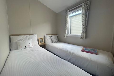 2 bedroom static caravan for sale, Par Sands Coastal Holiday Park