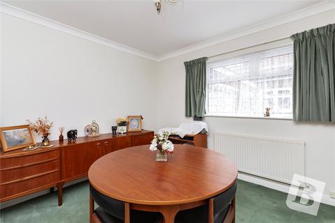 109 Cambria Crescent, Gravesend, DA12 4NY