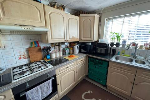 3 bedroom semi-detached house for sale, Leicester LE5