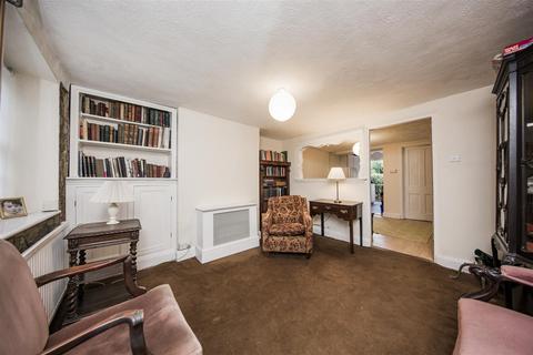 2 bedroom end of terrace house for sale, Norman Road, West Malling ME19