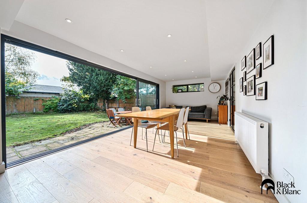 Kitchen/ Diner
