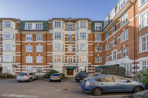 3 bedroom flat to rent, Haven Green, London W5